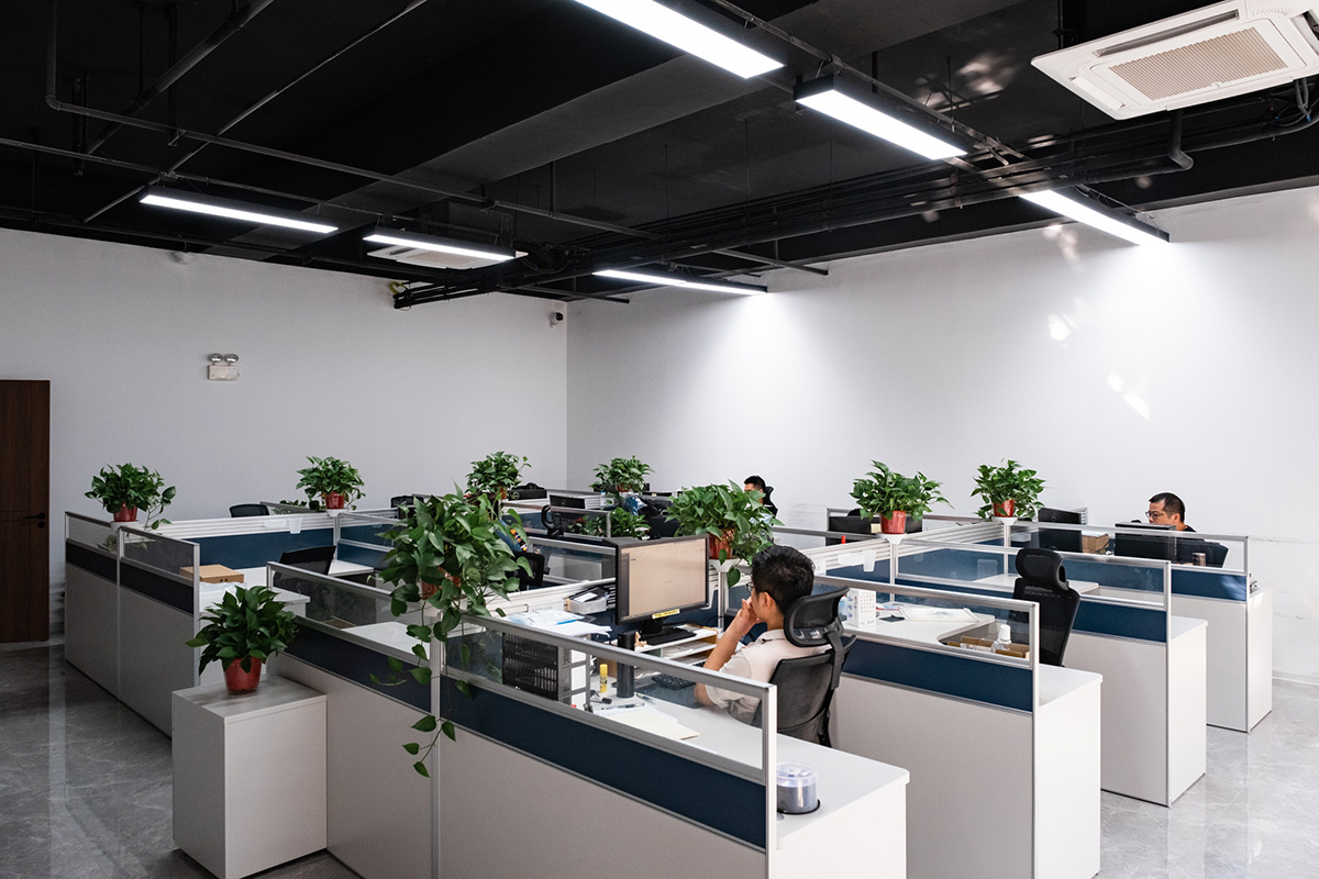 公司研發部辦公室